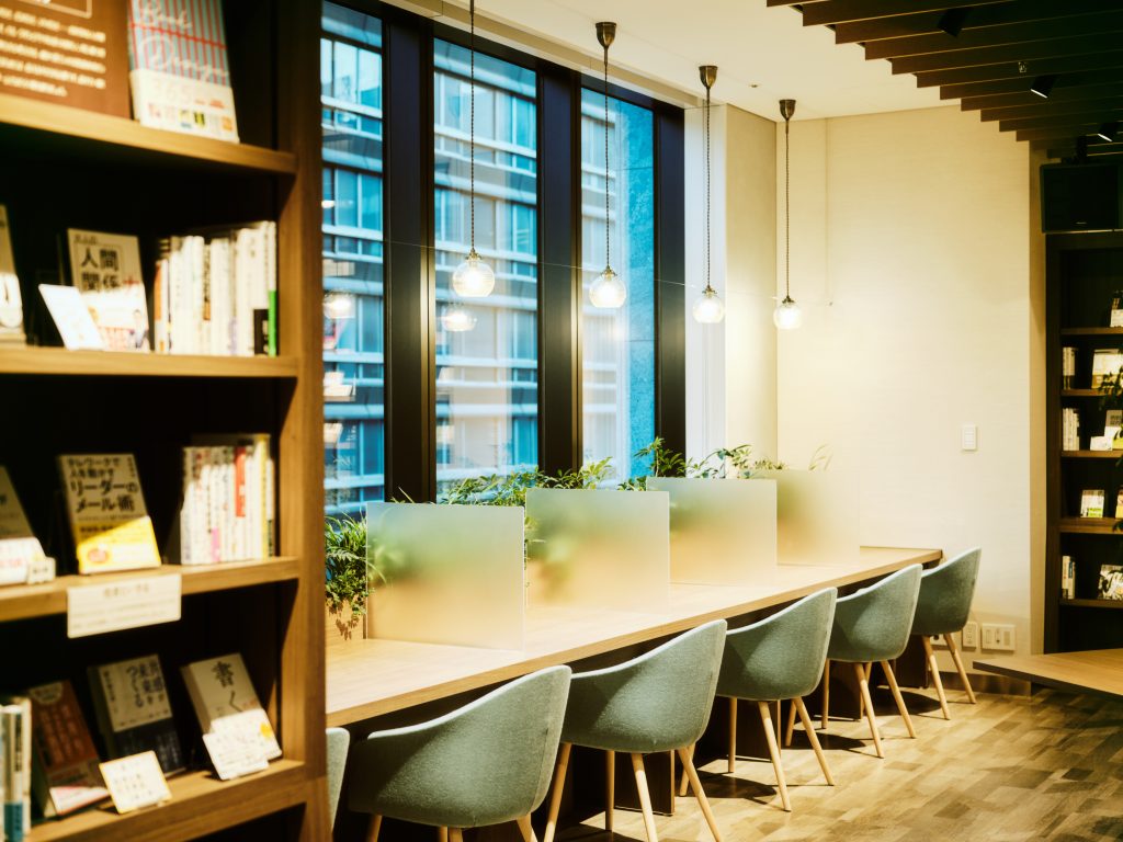 大高潤・谷一興